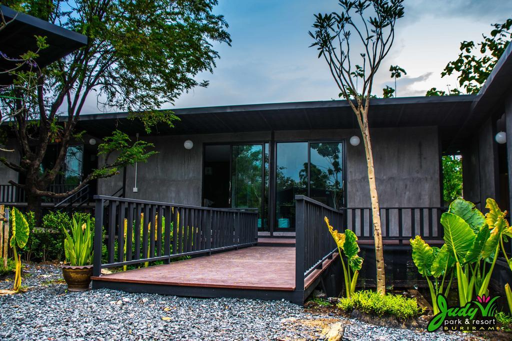 Buriram Judy Park & Resort ภายนอก รูปภาพ